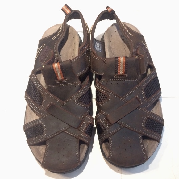 skechers sandals size 11